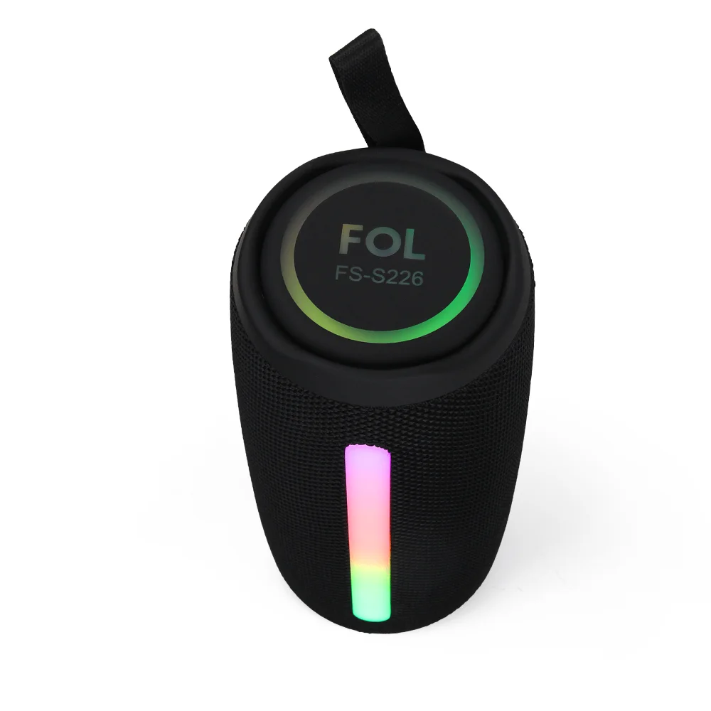 FS-S226 SPEAKER TWS, CON LUZ RGB Y FUNCIÓN DE MANOS LIBRES